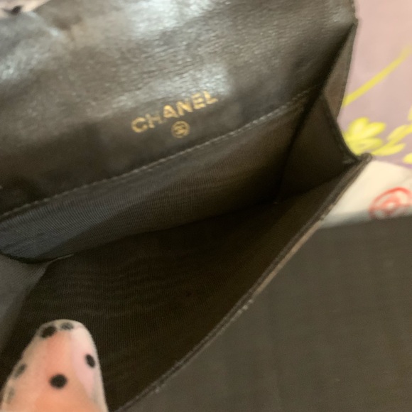 🔥SOLD🔥 Chanel Black Lambskin Wallet - Picture 3 of 8